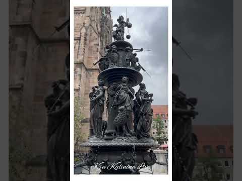 Video: Standbeelden en fonteinen in Neurenberg