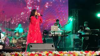 Ghar more Pardesiya from Kalank - Live by Shreya Ghoshal in Mumbai