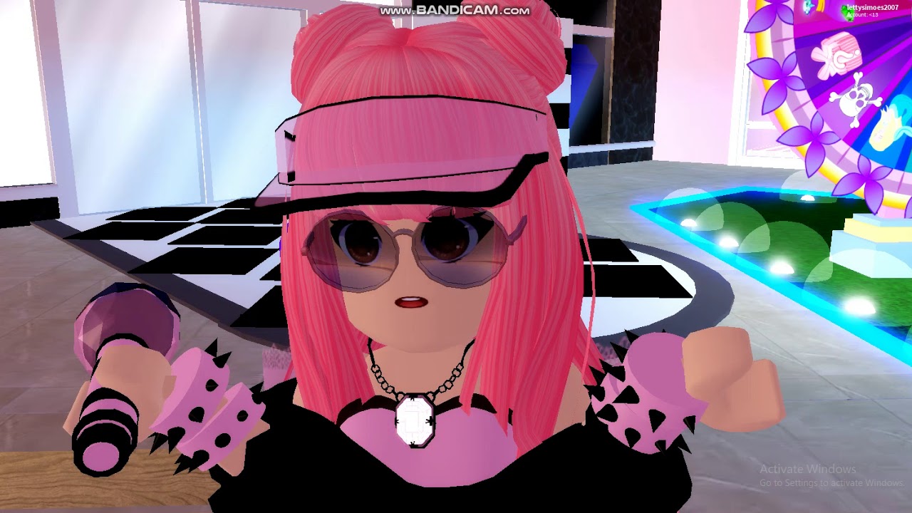 What does IDK mean? ROBLOX ROYALE HIGH SKIT