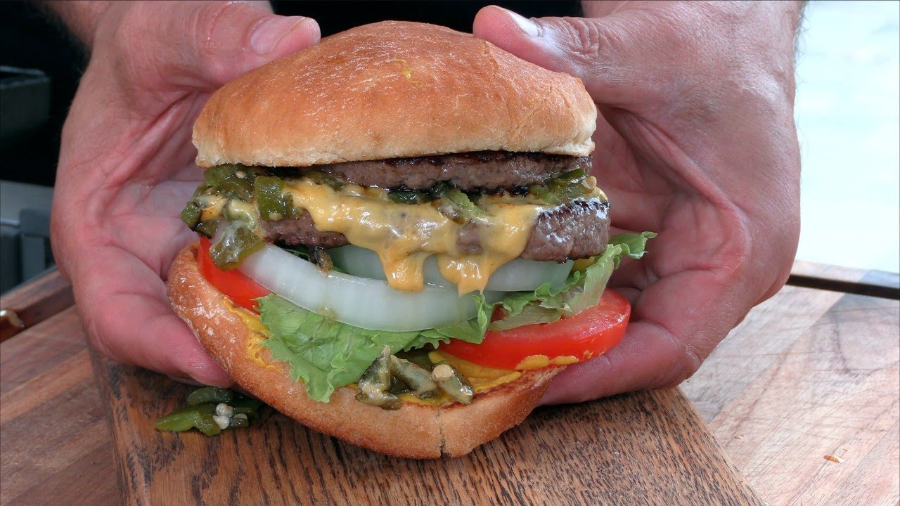 Blake&amp;#39;s Lotaburger Green Chili Cheeseburger! | Copycat Recipe ...