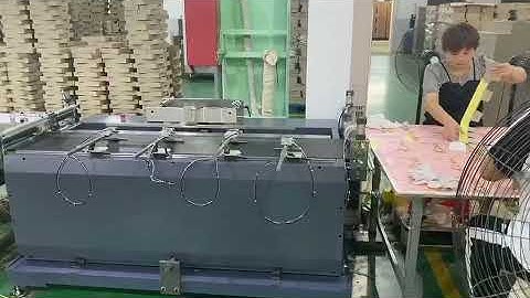 Single edge folding machine for making the sleeves/necks of rigid boxes