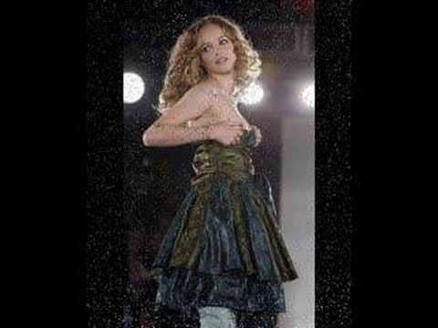Bijou Phillips