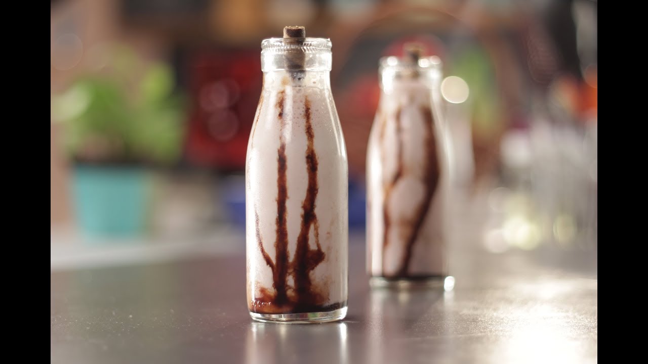 Strawberry And Chocolate Milkshake-Sk Khazana