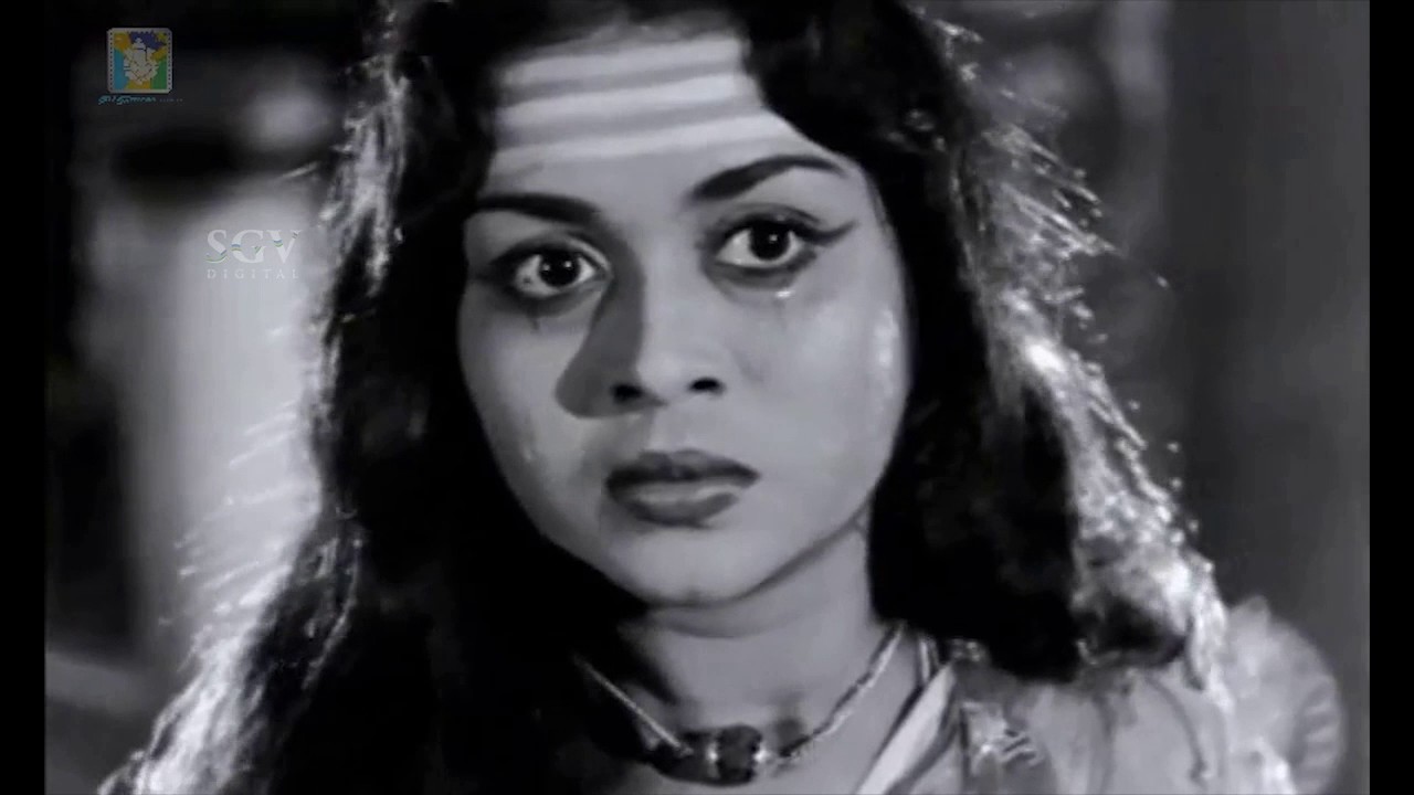Kannada Historical Movie Kitturu Channamma Kannada Old Movie Emotional Scene YouTube