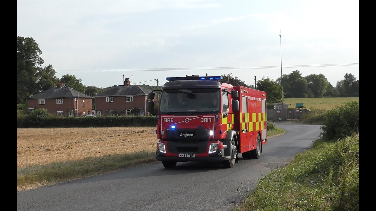Suffolk Fire & Rescue Service- Newmarket WrC(64reg Volvo FL) Responding ...