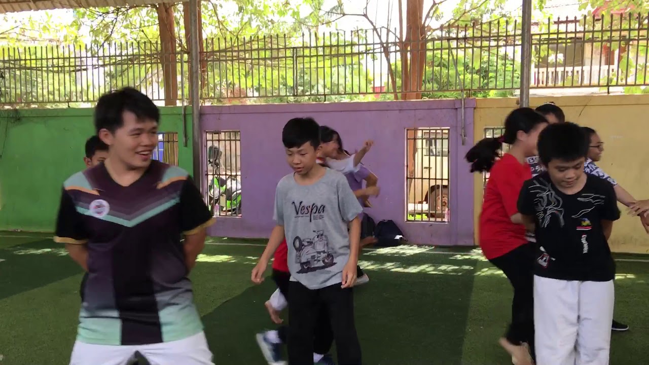 Chain Hang Low dance YouTube