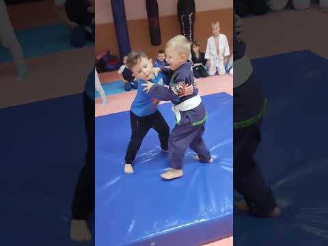 JiuJitsu 068840540 Copii 5-7 ani #artemartiale #grapling #bjj #ibjjf