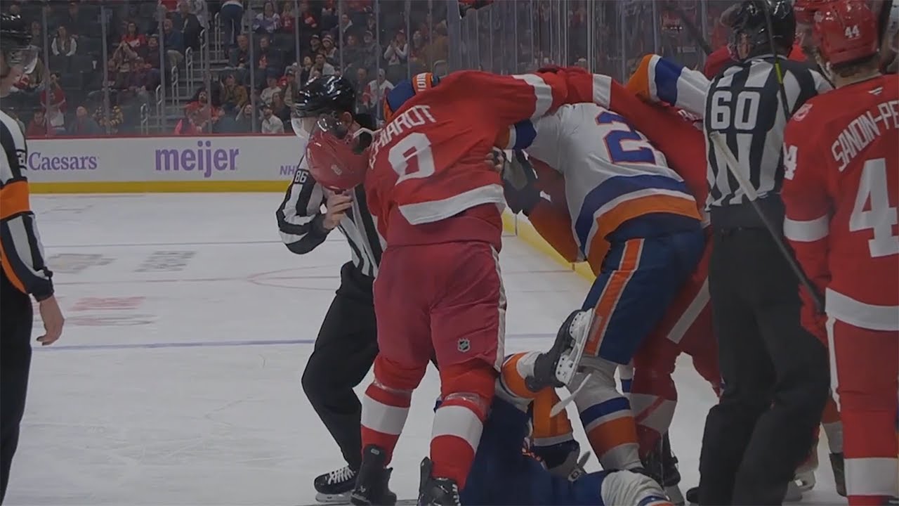 Scrum Between Red Wings & Islanders