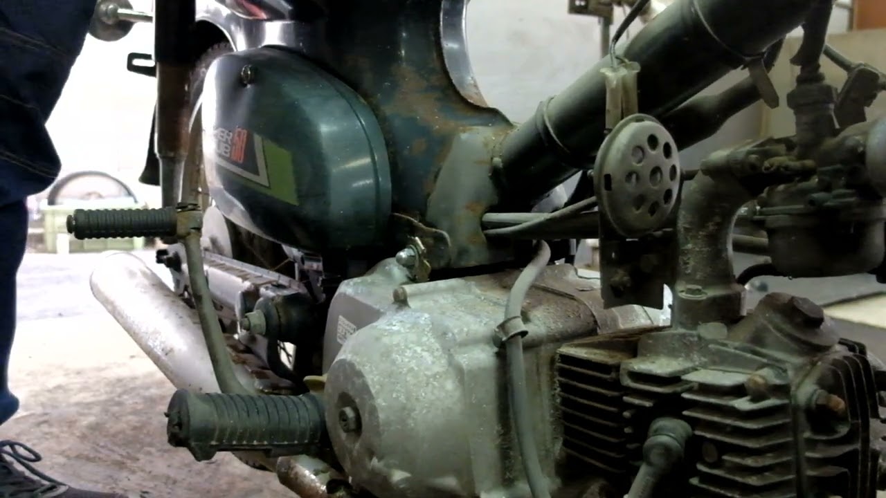 セル付き　スーパーカブ　エンジン　恐らく 50cc 12v 丸目　角目 5)始動 12v丸目 スーパーカブ C50-9608*** - YouTube