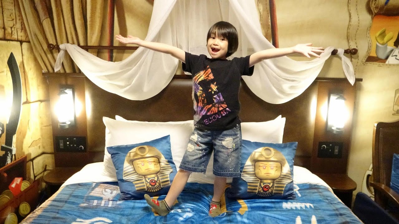 おでかけ レゴランドホテルにとまったよ！どんな部屋かな？ レオスマイル