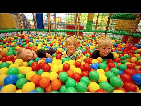 Indoor Playground Fun for Family and Kids at Lek & Buslandet Örebro