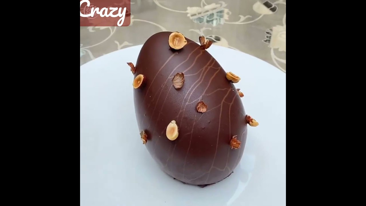 egg shaped cake