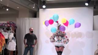 VICTORIA'S SECRET 2012: CIRCUS FITTINGS - ADRIANA, ALESSANDRA \u0026 CANDICE