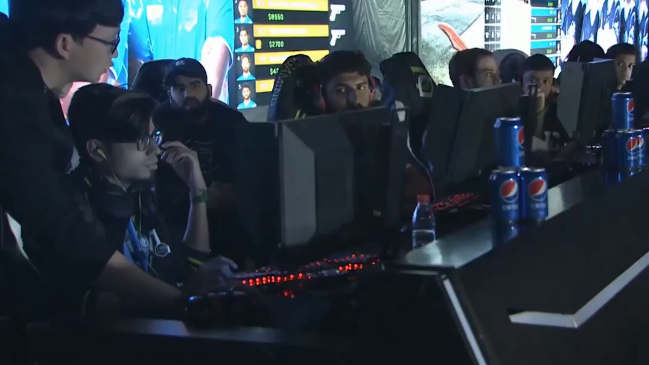 CSGO Forsaken Caught Cheating - YouTube