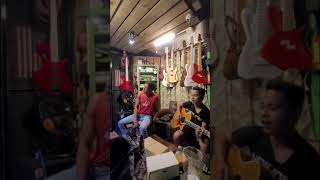 Jamming with Aljur Abrenica at Elegee Shop