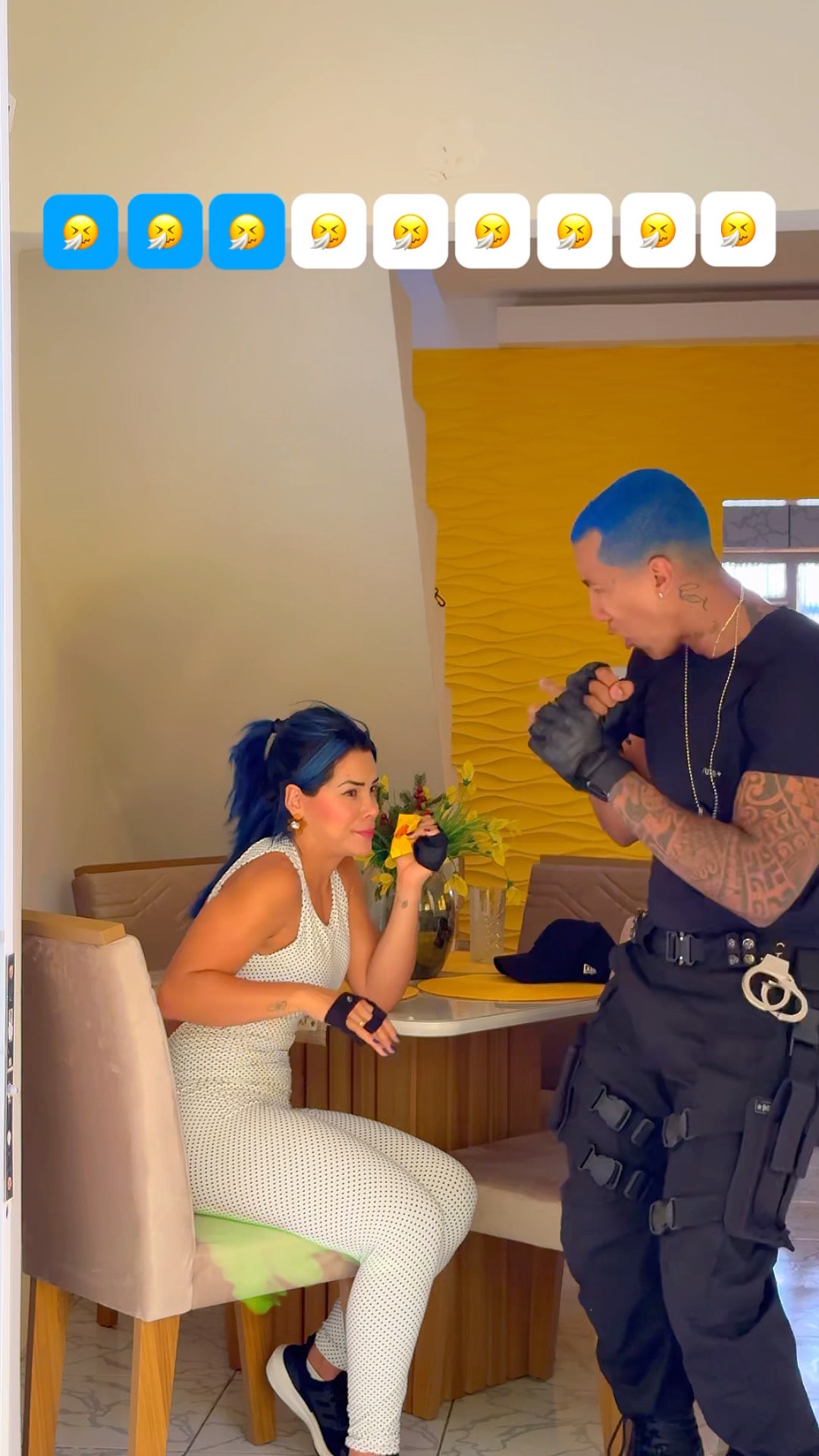 O que será que ela está comendo??​⁠@mayca.brasil #challenge #funnymemes #funny #short