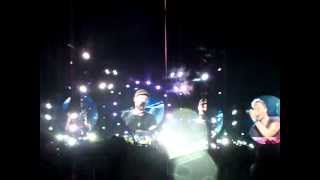 Coldplay - Fix You (live in Stockholm 30/08/12) [Aida]