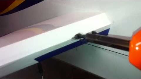 Removing Robart hinges with soldering iron