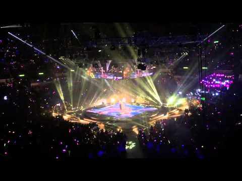 Twins LOL live in Hong Kong 瓶中沙