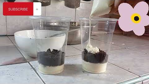 Oreo float in a cup