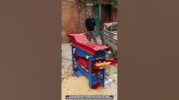 Demonstrating corn shelling machine fast operation
