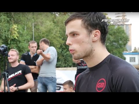 Студент в Боях Без Правил