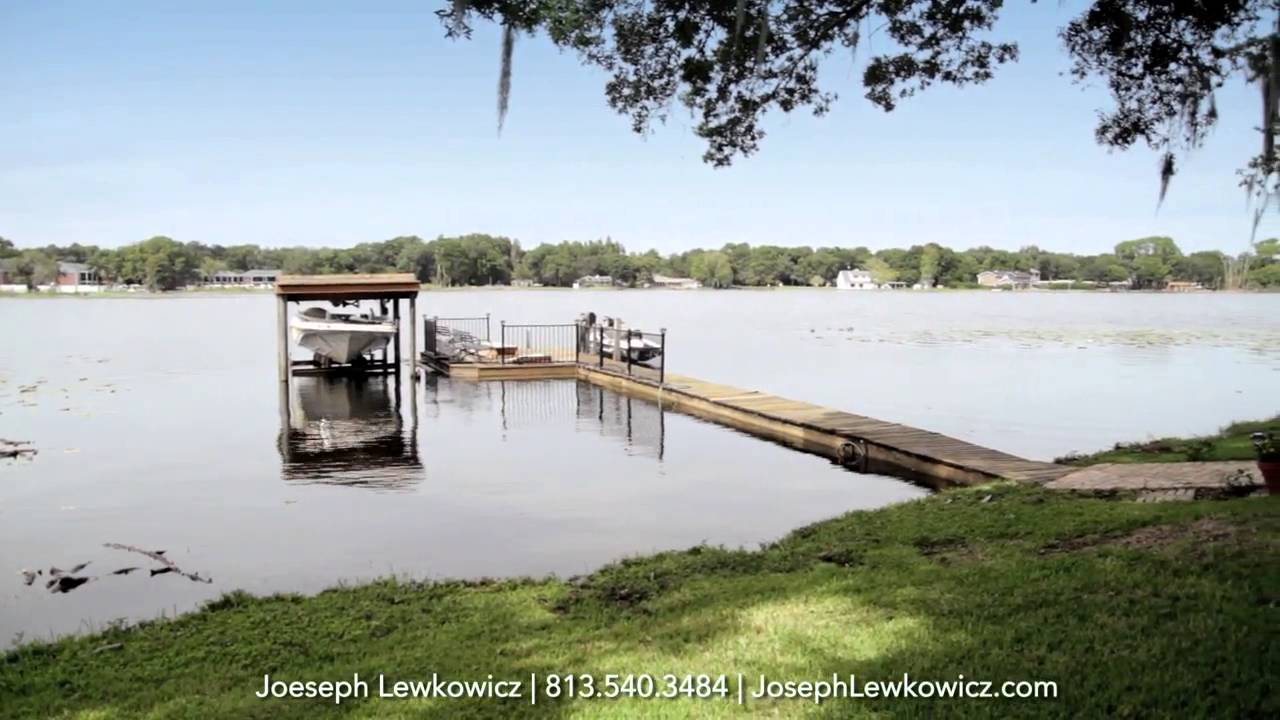 LAKE MAGDALENE FEATURED NEIGHBORHOOD PROFILE