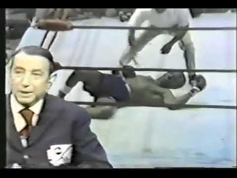 Joe Frazier vs Bob Foster - YouTube