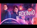 Video thumbnail of "ROXINHO (ELE NÃO TEM) - Vitor Fernandes feat. Tarcísio do Acordeon (Clipe Oficial)"
