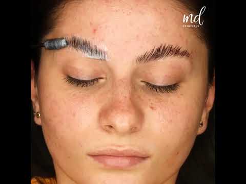 Vidéo: Le Célèbre Créateur De Sourcils