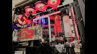 バイオハザード　アンブレラ社風デザイン　水冷ゲーミングPC