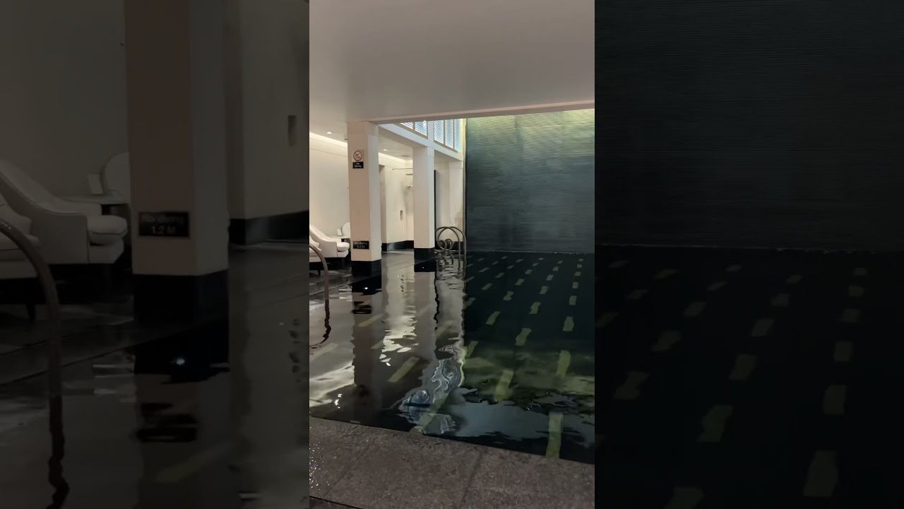 London hotels with swimming pools