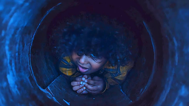 3-Year-Old Boy Falls into a 20-Meter-Deep Pipe?!😱【Collection】