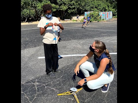 Launching rockets at The New School Montessori