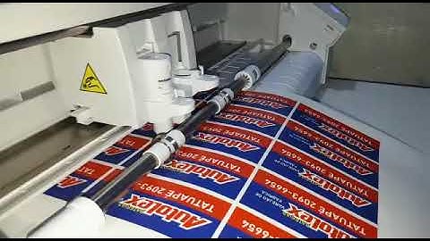 Plotter de recorte com mira laser e reconhecimento de registro automático