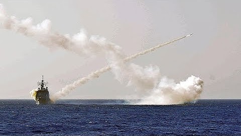 Command: Modern Naval/Air Operations 39 - Massive Missile Launch....