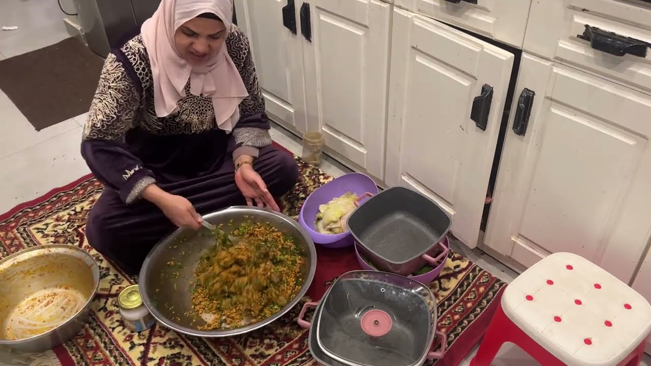 شاركت العمال في البيت بالفطار الخير بيجيلك لحد باب بيتك عملت اكله اول يوم رمضان 