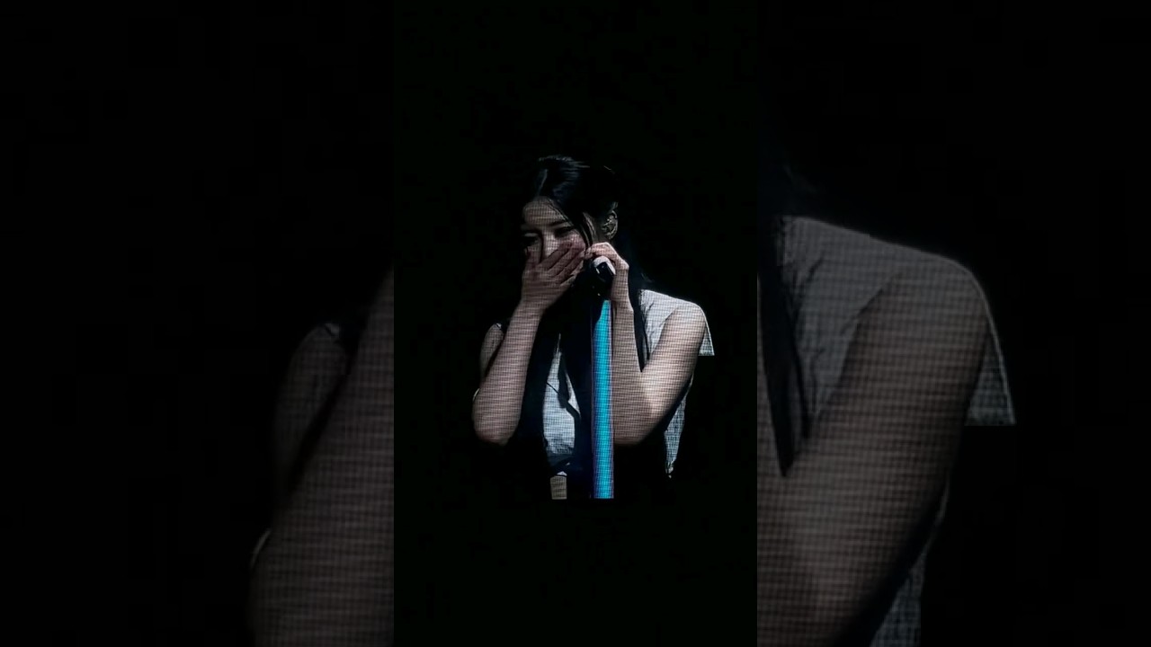 Asa cried while performing DREAM in Thailand 🥺 