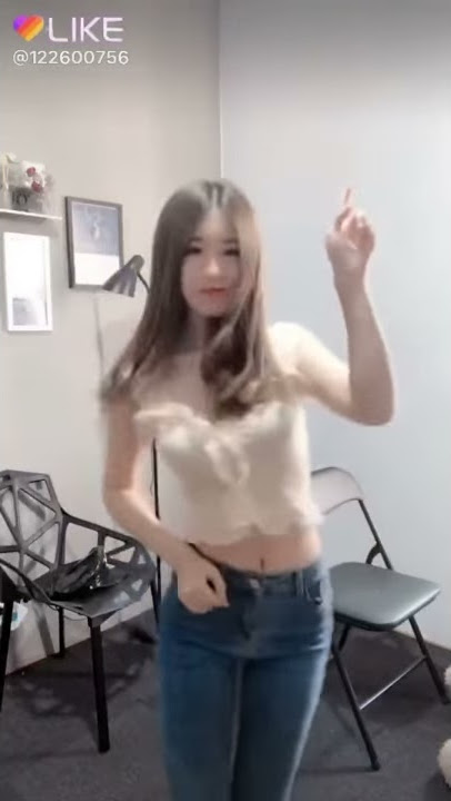 Cewek lagi sange,pingin di crooottt