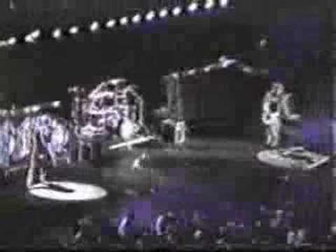 Blink 182 - 03 Dumpweed Live @ KROQ 2001