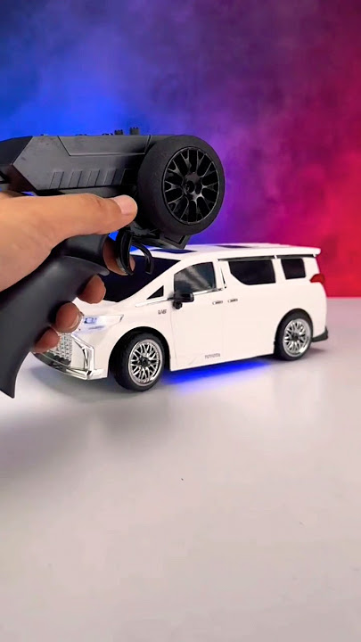 MN68 - Toyota Alphard RWD RC drift car with built-in GYRO?! #rccars #rcdrift #rcmn68 #shorts