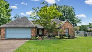 7947 SANDYWOOD Ln, Bartlett, TN Presented by Michelle Creamer.