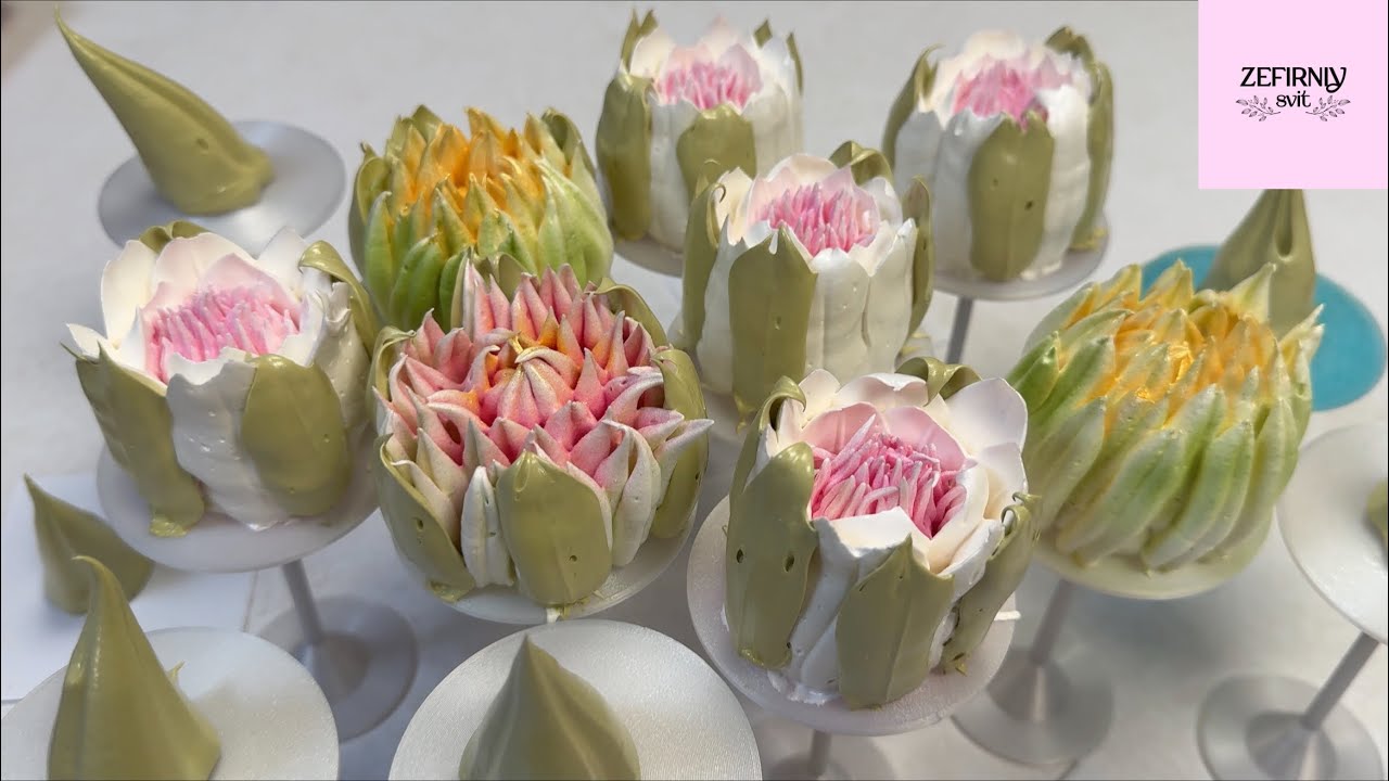 Зробимо відразу декілька квітів із зефіру 