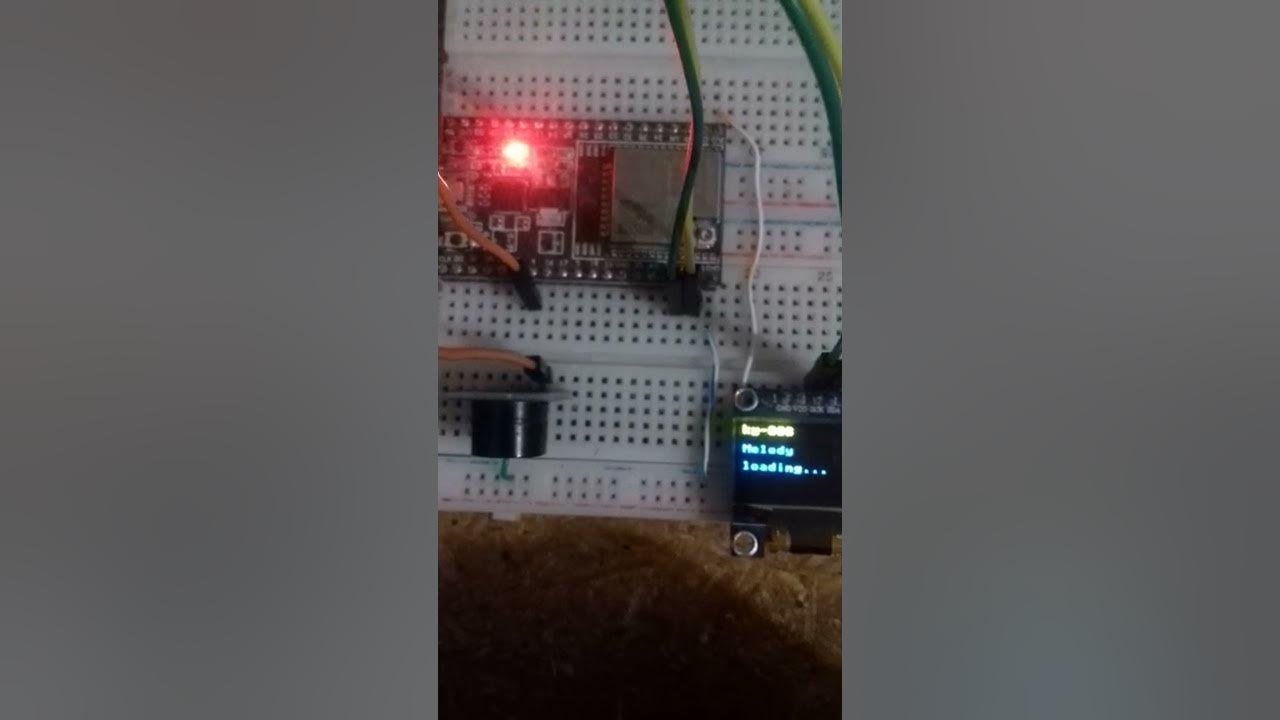 KY-006 Buzzer with Oled show melody. Pin OUT and PWM. ESP32 Micropython.
