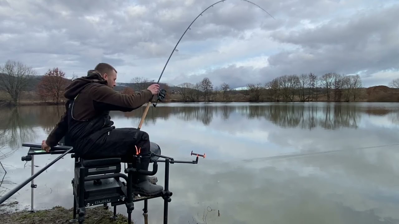 ЛОВЛЯ КАРПА И ЛЕЩА ФИДЕРОМ НА РЕКЕ ПО ХОЛОДНОЙ ВОДЕ В КОНЦЕ ФЕВРАЛЯ ‼️