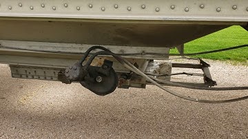 Wilson Tri/A Hopper Trailer