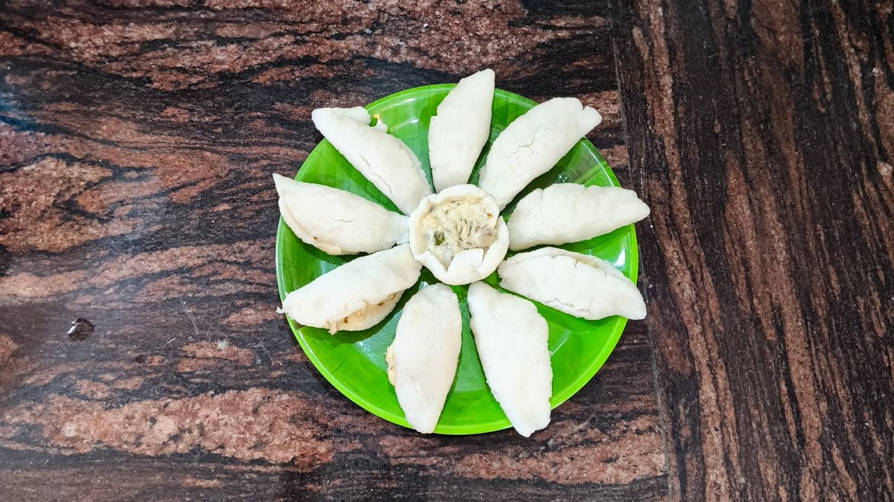 ବିରି ଡାଲି ପ୍ପୁର,ମଣ୍ଡା ପିଠା #suryakantipanda #uraddalrecipe #super #test 