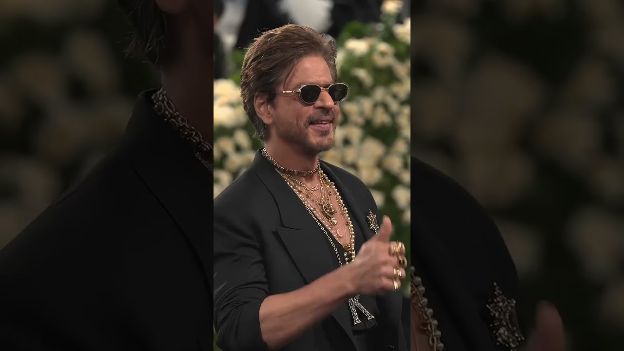 Shahrukh Khan in Met Gala. 