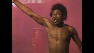 DJ ARAFAT  CONCERT LIVE AU PALAIS DE LA CULTURE Un artiste ne meurt JAMAIS