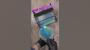 Cold process soap one-pot wonder pour #shorts #soapmaking #cpsoap  #beginners #soap #barsoap